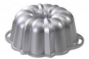 Bundt pan