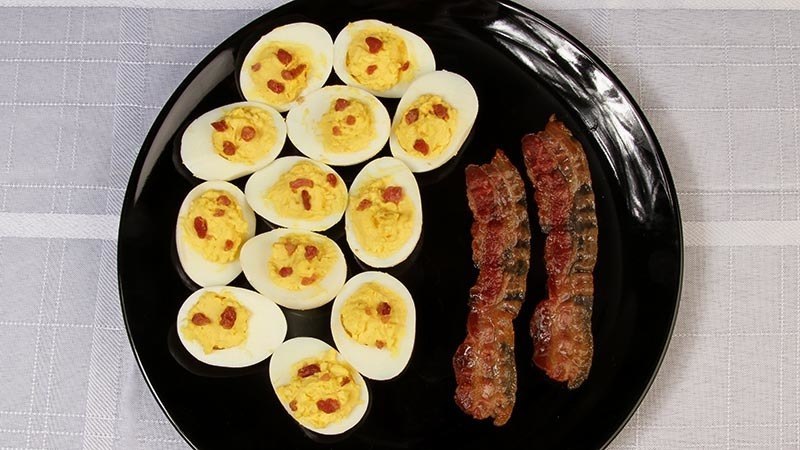 Low-Carb Bacon Deviled Eggs Recipe