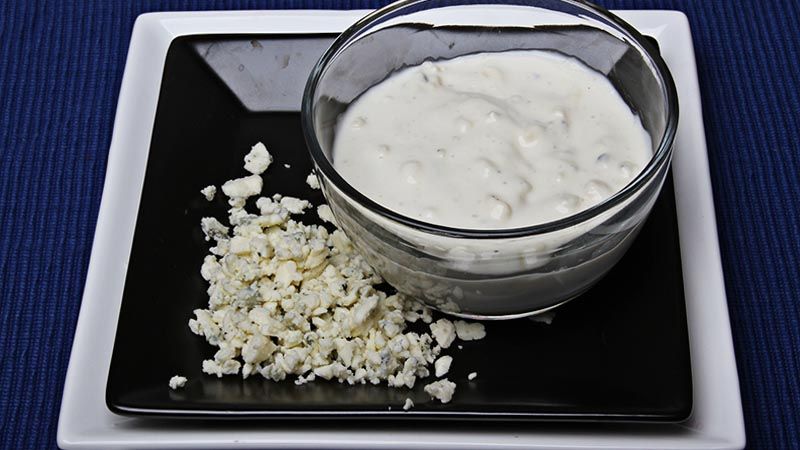 Low-Carb Gluten-Free Bleu Cheese Dressing Recipe