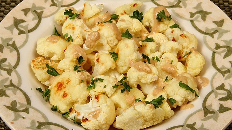 Low-Carb Roasted Cauliflower with Lemon-Tahini Sauce Recipe