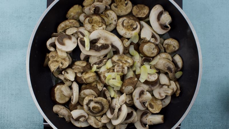 Sautéed Mushrooms With Garlic & Parsley Recipe - Add the mushrooms and the garlic